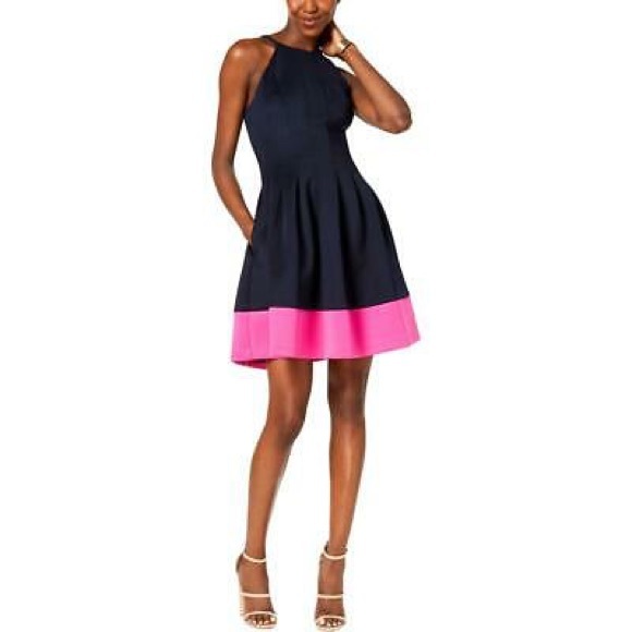 Vince Camuto Dresses & Skirts - Vince Camuto High Neck Scuba Dress
